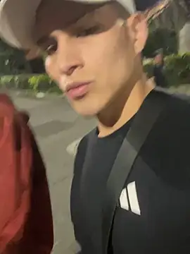 Alex Teau online show from 27, 2, 2025