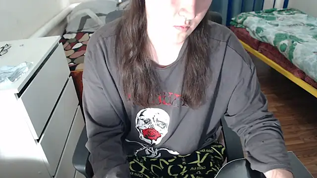 EvaMiron online show from 3, 10, 2025