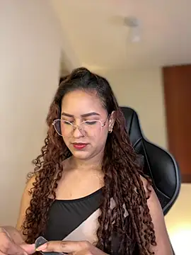 gretta kler1 online show from 15, 1, 2025