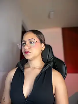 gretta kler1 online show from 14, 2, 2025