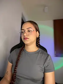 gretta kler1 online show from 1, 3, 2025