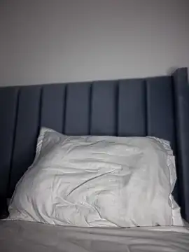 gretta kler1 online show from 6, 11, 2025