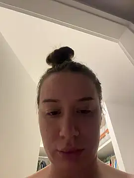 deliaroyal online show from 15, 11, 2025