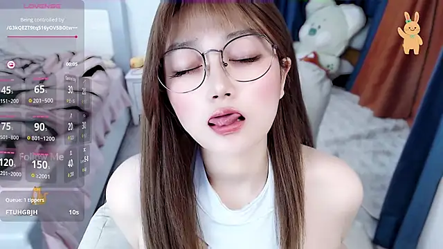 Snapshot of Sweet-18wanwan chatting on 28, 2, 2026 Sweet-18wanwan online show from 28, 2, 2026