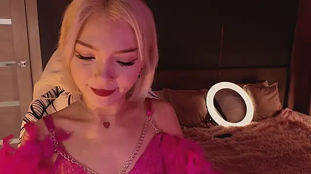 SandraBoyl online show from 15, 3, 2025