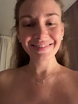 JasminJames online show from 18, 10, 2025