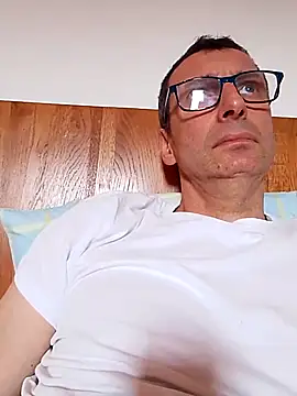 Snapshot of Anastasio33 chatting on 16, 6, 2026 Anastasio33 online show from 16, 6, 2026