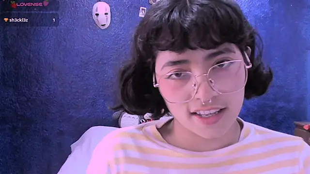 NinaYellow online show from 5, 12, 2024