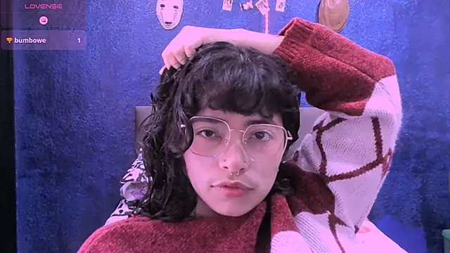 NinaYellow online show from 13, 10, 2025