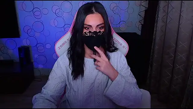 Snapshot of __Yasmina__ chatting on 24, 10, 2025   Yasmina   online show from 24, 10, 2025