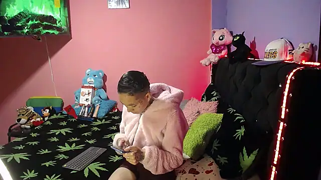 Snapshot of bad_couple_sex chatting on 7, 1, 2025 bad couple sex online show from 7, 1, 2025