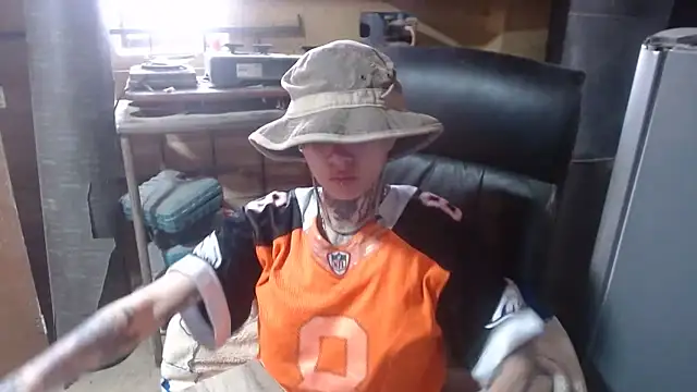 Snapshot of bad_couple_sex chatting on 7, 10, 2025 bad couple sex online show from 7, 10, 2025