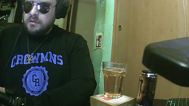 perversalus online show from 25, 11, 2025