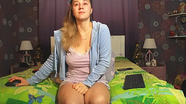 Snapshot of SquirtyAlice chatting on 16, 1, 2025 SquirtyAlice online show from 16, 1, 2025