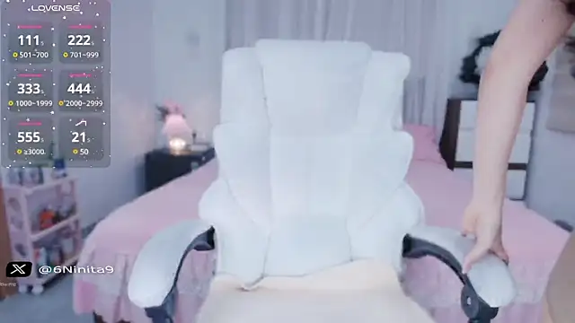 PimChanOK online show from 18, 3, 2025