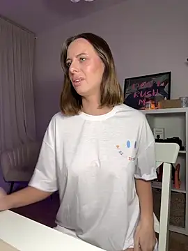 Hii Lolla online show from 14, 1, 2025