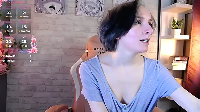 Violet Veliya online show from 1, 3, 2025