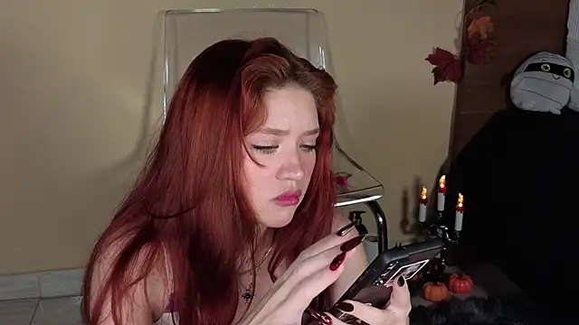 Snapshot of Ivanna_Diamon chatting on 19, 10, 2025 Ivanna Diamon online show from 19, 10, 2025