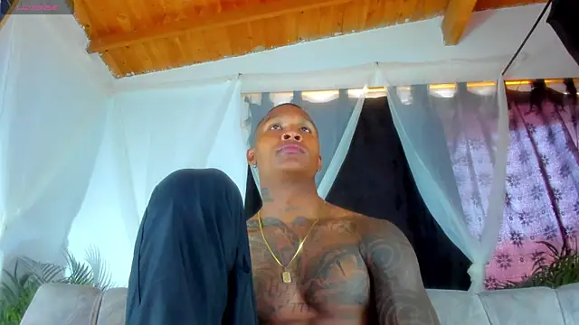 esteveen ortegas  online show from 26, 10, 2025