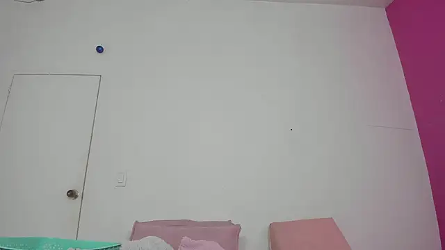 Snapshot of little_sam_ chatting on 21, 12, 2024 little sam online show from 21, 12, 2024