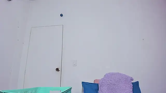 Snapshot of little_sam_ chatting on 18, 2, 2025 little sam online show from 18, 2, 2025