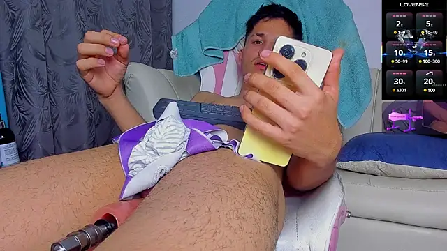 Issac james  online show from 5, 3, 2025