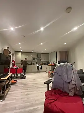 LondonTeffy online show from 4, 3, 2026