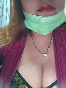 Snapshot of Dianaa9 chatting on 22, 11, 2025 Dianaa9 online show from 22, 11, 2025