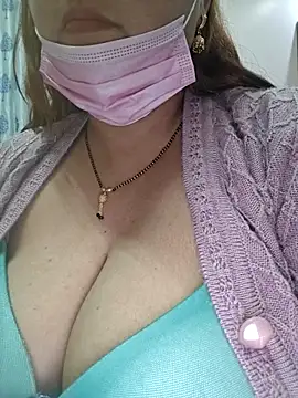 Snapshot of Dianaa9 chatting on 3, 12, 2025 Dianaa9 online show from 3, 12, 2025