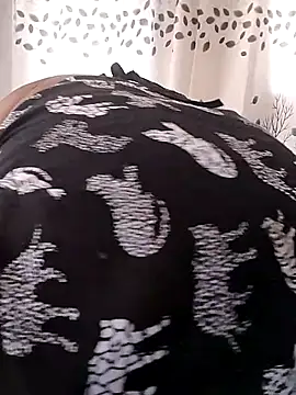 Snapshot of TheDoubleTrouble18xxx chatting on 8, 10, 2025 TheDoubleTrouble18xxx online show from 8, 10, 2025