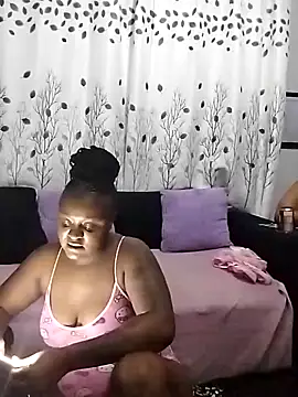 Snapshot of TheDoubleTrouble18xxx chatting on 28, 10, 2025 TheDoubleTrouble18xxx online show from 28, 10, 2025