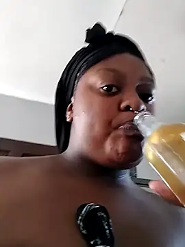 Snapshot of TheDoubleTrouble18xxx chatting on 6, 11, 2025 TheDoubleTrouble18xxx online show from 6, 11, 2025