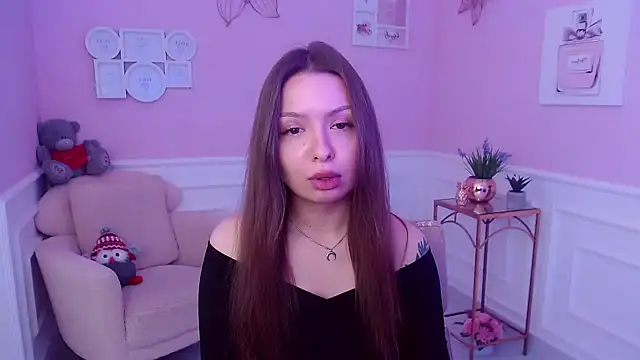 LucySkilar online show from 24, 1, 2025