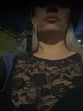 nicole valencia  online show from 8, 3, 2025