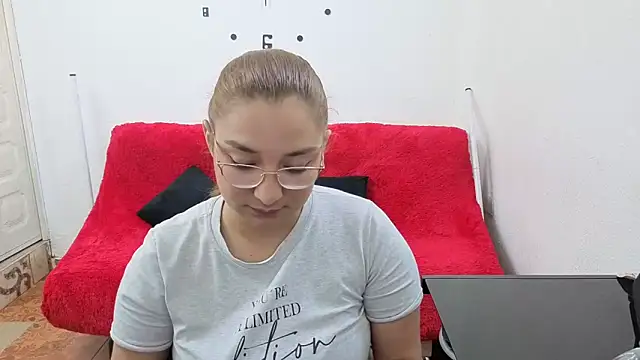  sweetcarla online show from 24, 3, 2026