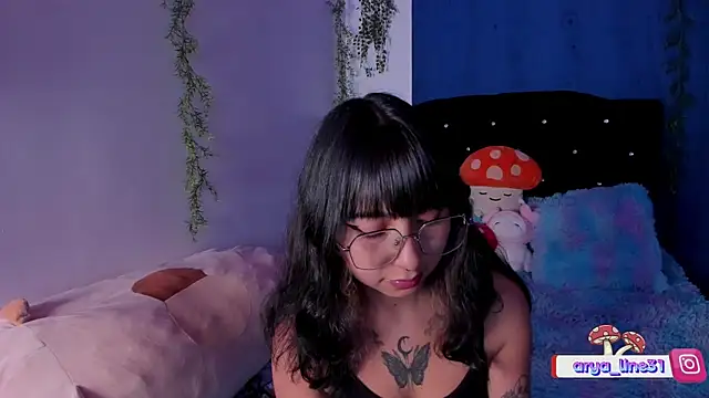 arysUwU online show from 26, 1, 2025