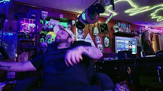 Snapshot of tayshie chatting on 1, 12, 2025 tayshie online show from 1, 12, 2025