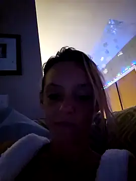 Dixiefaye Pika online show from 18, 12, 2024