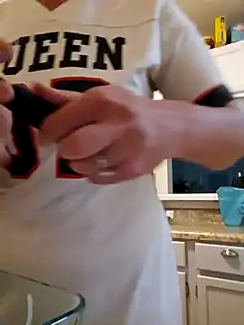 Dixiefaye Pika online show from 19, 2, 2025