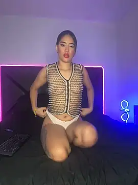 ScarlettAndClark online show from 5, 2, 2025