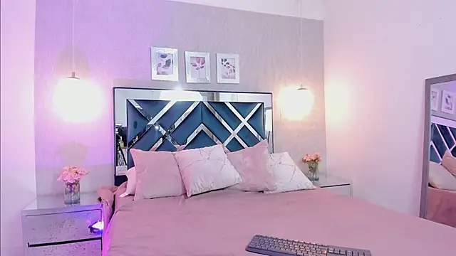 Miakhalifa 7 online show from 5, 2, 2025