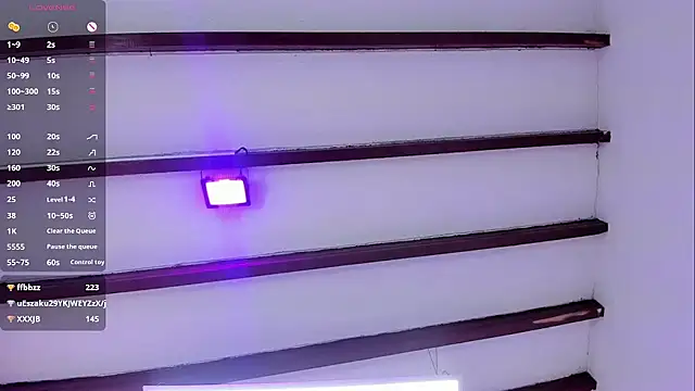 Oriana Guzman online show from 2, 1, 2025