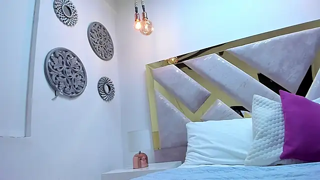 Oriana Guzman online show from 31, 1, 2025