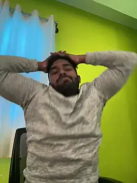 Handsomehunk 4U online show from 28, 1, 2025