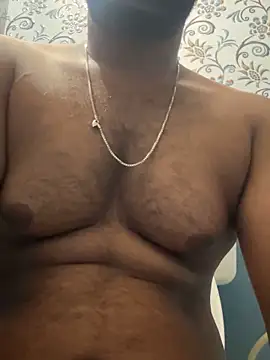 Handsomehunk 4U online show from 4, 3, 2025