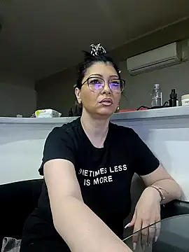 Milf Abigail online show from 21, 3, 2025