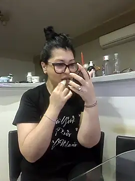 Milf Abigail online show from 8, 11, 2025