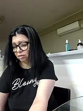 Milf Abigail online show from 10, 4, 2026