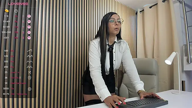 lulu 072 online show from 25, 2, 2025