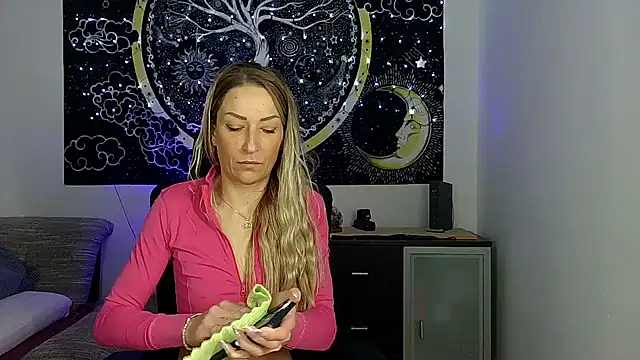 SexxyLiviaa online show from 23, 12, 2025